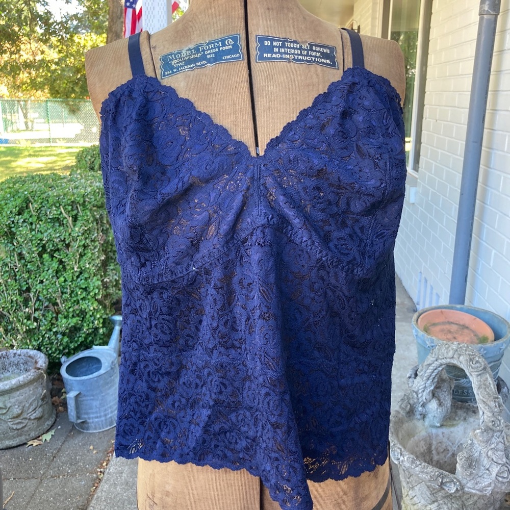 Brand new Avenue lace tank.